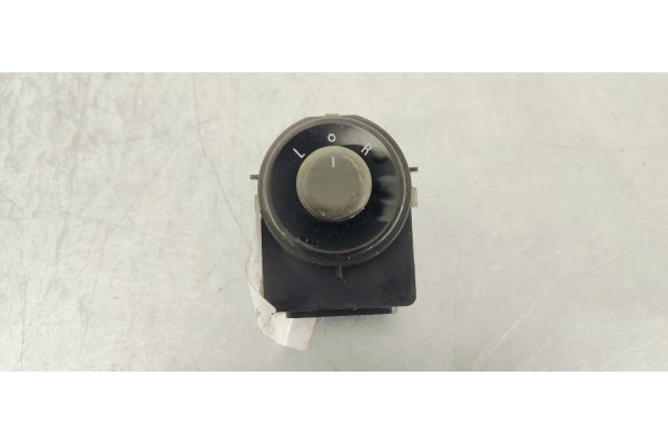 Recambio de mando retrovisor para opel insignia berlina 2.0cdti 130 fap referencia OEM IAM 13271827  