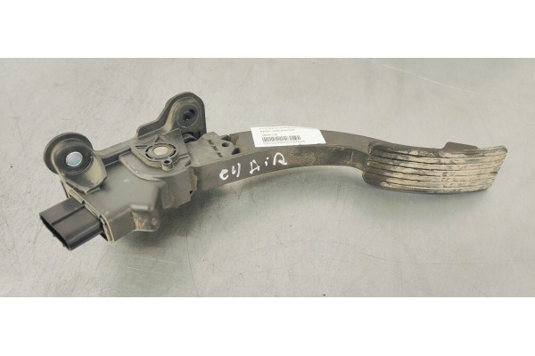 Recambio de pedal acelerador para citroen c4 aircross 1.6 hdi 115 fap referencia OEM IAM 1600A102  