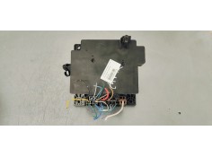 CAJA RELES / FUSIBLES 8637A645 