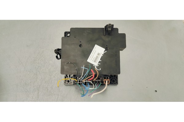 Recambio de caja reles / fusibles para citroen c4 aircross 1.6 hdi 115 fap referencia OEM IAM 8637A645  