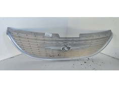 Recambio de rejilla delantera para chrysler voyager (rg) 2.8 crd lx grand voyager referencia OEM IAM   