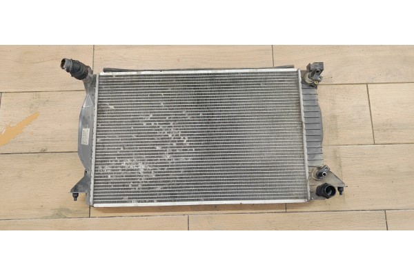 Recambio de radiador agua para audi a4 berlina (8e) 2.5 v6 24v tdi referencia OEM IAM 8E0121251Q  