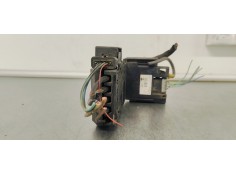 Recambio de caja reles / fusibles para peugeot 5008 1.6 hdi 115 fap referencia OEM IAM 9666527580  
