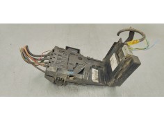 Recambio de caja reles / fusibles para peugeot 5008 1.6 hdi 115 fap referencia OEM IAM 9666527580  