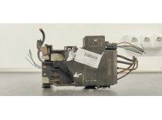 Recambio de caja reles / fusibles para peugeot 5008 1.6 hdi 115 fap referencia OEM IAM 9666527580  