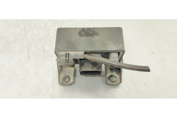 Recambio de caja precalentamiento para mercedes-benz clase e (w210) berlina diesel 220 cdi (210.006) referencia OEM IAM   