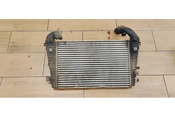 Recambio de intercooler para opel astra h ber. edition referencia OEM IAM 13223393  