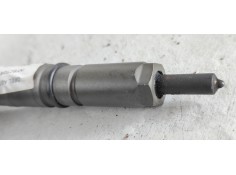 Recambio de inyector para opel astra h berlina 1.7 16v cdti referencia OEM IAM 0445110175  