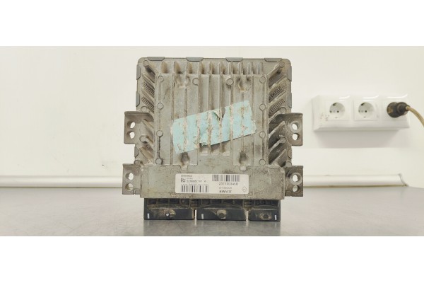 Recambio de centralita motor uce para renault scenic iii 1.5dci 85 referencia OEM IAM 237100345R  