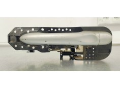 Recambio de maneta exterior trasera izquierda para renault megane iii berlina 5 p 2.0 i 140 referencia OEM IAM 806070032R  