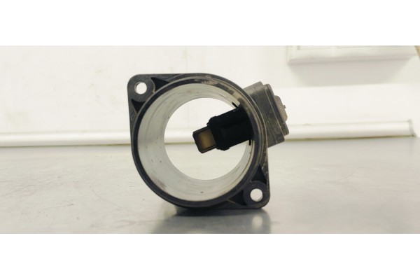 Recambio de caudalimetro para renault megane iii berlina 5 p 1.5dci 110 fap referencia OEM IAM 8200682558B  