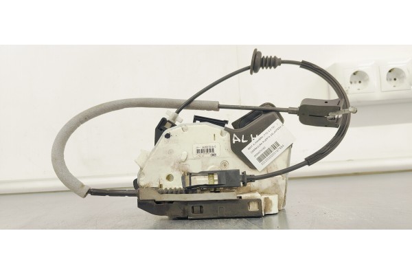 Recambio de cerradura puerta delantera izquierda para seat alhambra (710) 2.0 tdi referencia OEM IAM 5K2837015D  