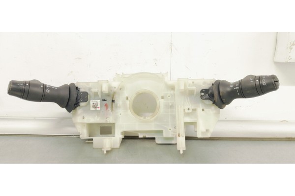 Recambio de mando multifuncion para renault megane iii berlina 5 p 1.5dci 110 fap referencia OEM IAM 255670019R  