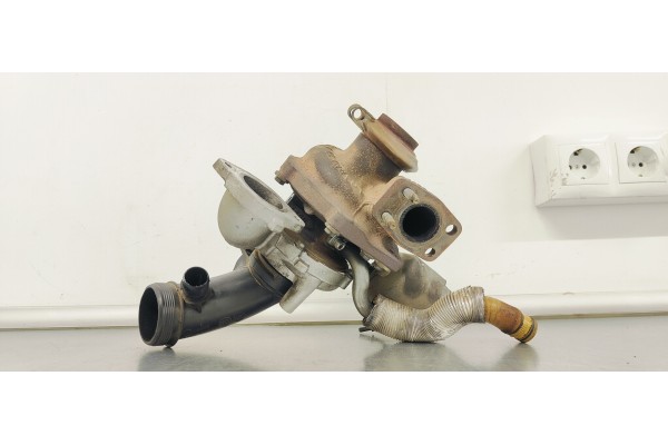 Recambio de turbocompresor para peugeot 3008 1.6 hdi 112 fap referencia OEM IAM 9686120680  