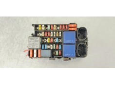 CAJA RELES / FUSIBLES 18013301C 