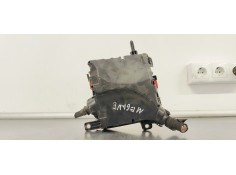 Recambio de caja reles / fusibles para renault megane iii berlina 5 p 1.5dci 110 fap referencia OEM IAM   