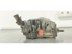 Recambio de caja reles / fusibles para renault megane iii berlina 5 p 1.5dci 110 fap referencia OEM IAM   