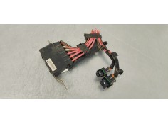 Recambio de caja reles / fusibles para renault megane iii berlina 5 p 1.5dci 110 fap referencia OEM IAM   