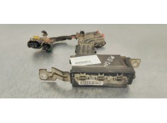 Recambio de caja reles / fusibles para renault megane iii berlina 5 p 1.5dci 110 fap referencia OEM IAM   