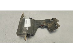 Recambio de caja reles / fusibles para renault scenic iii 1.5dci 85 referencia OEM IAM   