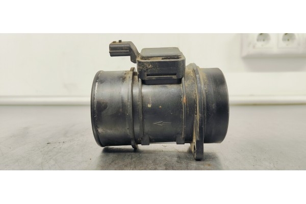Recambio de caudalimetro para renault scenic iii 1.9 dci 130 referencia OEM IAM 8200682558B  