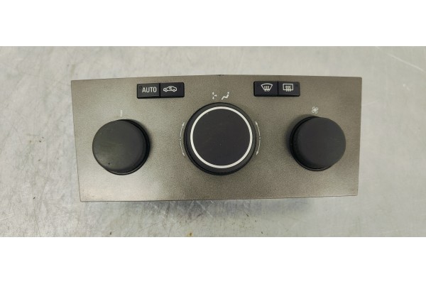 Recambio de mando climatizador para opel zafira b edition ´´111 jahre´´ referencia OEM IAM 13168100  