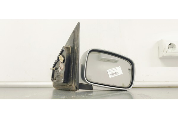 Recambio de retrovisor derecho para kia sorento 2.5 crdi ex referencia OEM IAM E11015754  