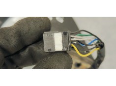 Recambio de retrovisor izquierdo para renault scenic iii 1.5dci 85 referencia OEM IAM   