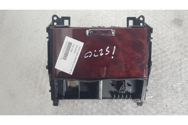 Recambio de cenicero para lexus is200 (ds2/is2) 2.2 d 180 [220] fap referencia OEM IAM 1A421032G  
