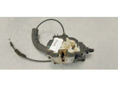 Recambio de cerradura puerta trasera izquierda para renault scenic iii 1.5dci 85 referencia OEM IAM 825030004R  