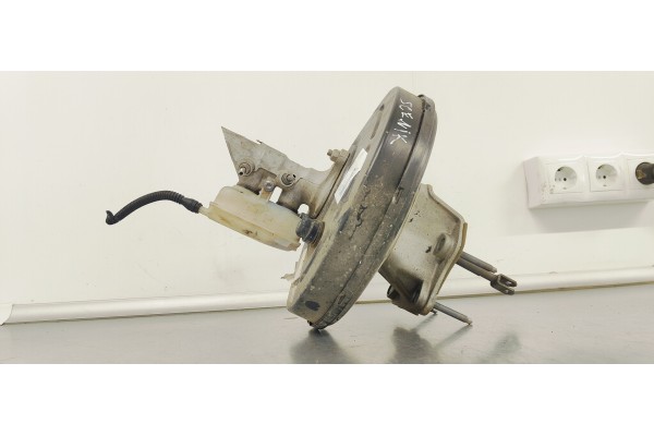 Recambio de servofreno para renault scenic iii 1.5dci 85 referencia OEM IAM 472100005R  