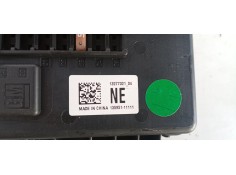 Recambio de caja reles / fusibles para opel insignia berlina 2.0 16v cdti referencia OEM IAM 1327732104 544949969 