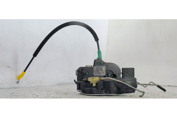 Recambio de cerradura puerta trasera izquierda para chevrolet cruze 1.6 i 113 referencia OEM IAM 13503177  