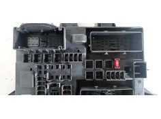 Recambio de caja reles / fusibles para opel insignia berlina 2.0 16v cdti referencia OEM IAM 1327732104 544949969 