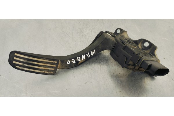 Recambio de pedal acelerador para ford mondeo ber. (ca2) 1.8 tdci 125 referencia OEM IAM 6G929F836PC  