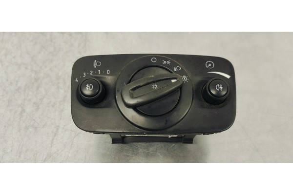 Recambio de mando luces para ford mondeo ber. (ca2) 1.8 tdci 125 referencia OEM IAM 8G9T13A024  