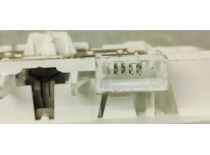 Recambio de luz interior para renault scenic iii 1.5dci 85 referencia OEM IAM 264300007R  