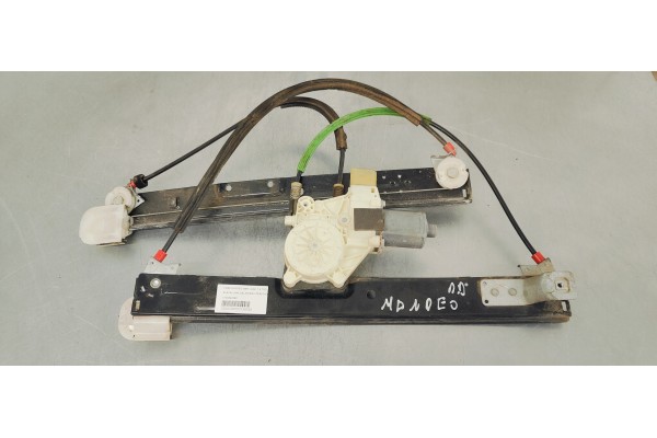 Recambio de elevalunas delantero derecho para ford mondeo ber. (ca2) 1.8 tdci 125 referencia OEM IAM 0130822286  