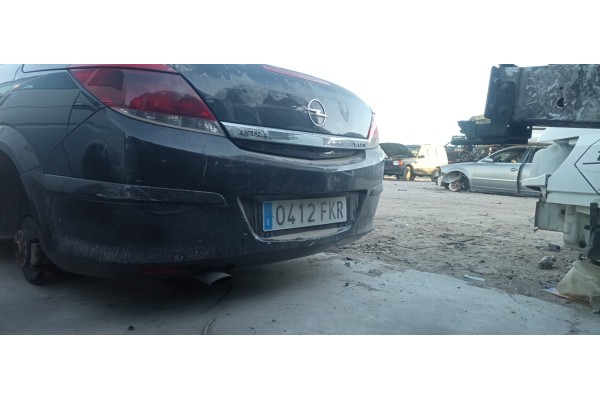 Recambio de paragolpes trasero para opel astra twin top enjoy referencia OEM IAM   