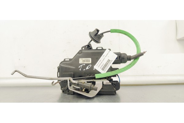 Recambio de cerradura puerta trasera derecha para audi a8 (4e2) referencia OEM IAM 4E0839016  