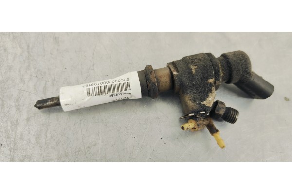 Recambio de inyector para peugeot 307 (s1) xr clim referencia OEM IAM 9636819380  