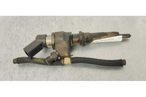 Recambio de inyector para peugeot 307 (s1) xr clim referencia OEM IAM 9636819380  