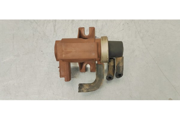 Recambio de valvula aire adicional para citroen c4 berlina cool referencia OEM IAM 9652570180  