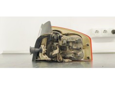 Recambio de piloto trasero izquierdo para audi a4 berlina (8e) 2.0 tdi 16v (103kw) referencia OEM IAM 8E5945095  