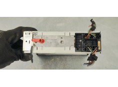 Recambio de sistema navegacion gps para audi a4 berlina (8e) 2.0 tdi 16v (103kw) referencia OEM IAM 4B0919887E  