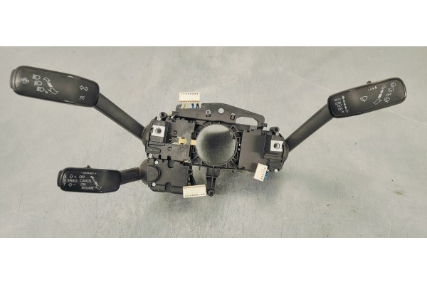 Recambio de mando multifuncion para seat leon (5f1) 2.0 tdi fr referencia OEM IAM 5Q1953507BQ  
