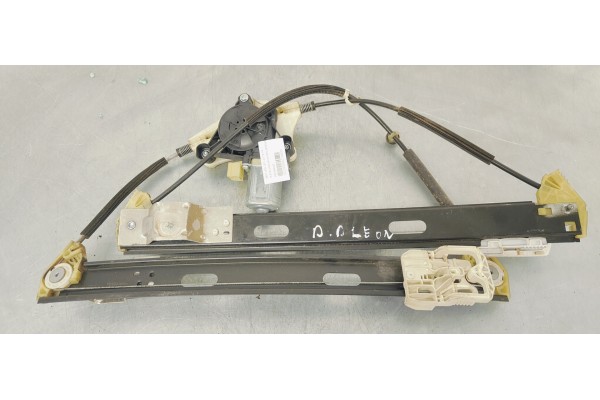 Recambio de elevalunas delantero derecho para seat leon (5f1) 2.0 tdi fr referencia OEM IAM 5Q0959802C  