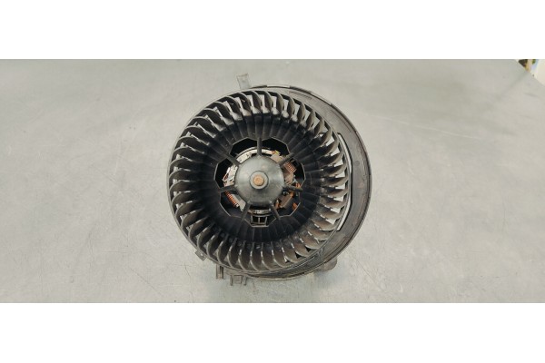 Recambio de ventilador calefaccion para seat leon (5f1) 2.0 tdi fr referencia OEM IAM 5Q1819021H  