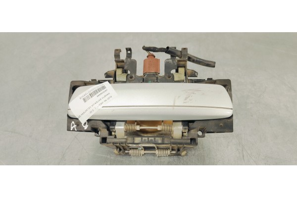 Recambio de maneta exterior delantera derecha para audi a8 (4e2) referencia OEM IAM 4E0839885  