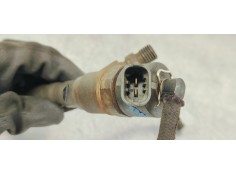 Recambio de inyector para hyundai tucson (jm) 2.0 crdi cat referencia OEM IAM 0445110126 3380027900 